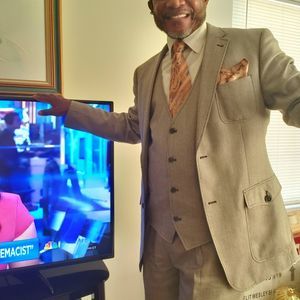 Meet your Posher, Clinton